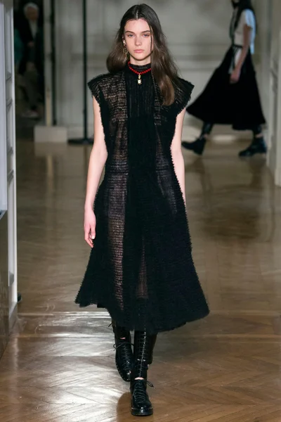 Look 39